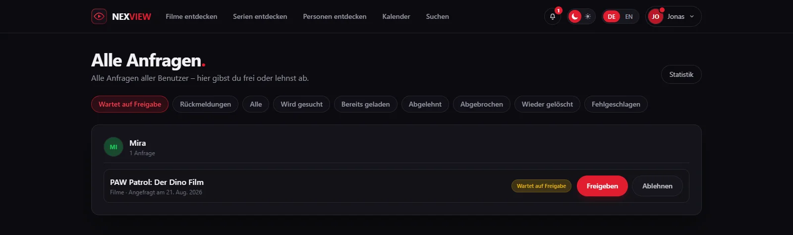 Bildschirmfoto: die Freigabeliste mit einer wartenden Anfrage, daneben die Knöpfe Freigeben und Ablehnen
